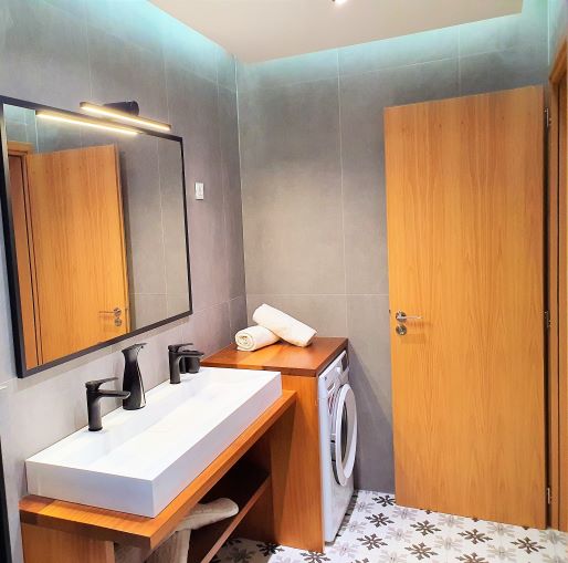 Studio No5 - bathroom